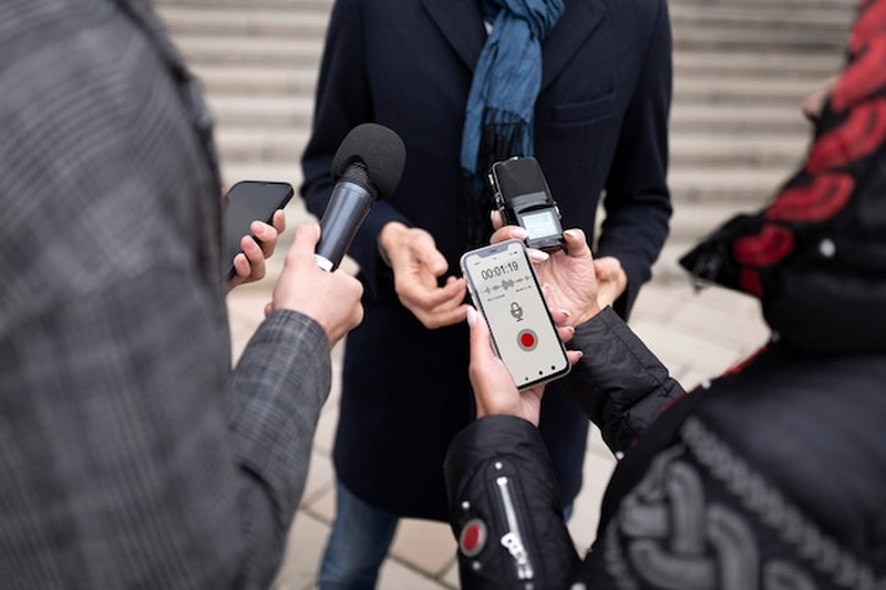 Нейросеть поможет найти работу в России: ассистент появится на базе GigaChat